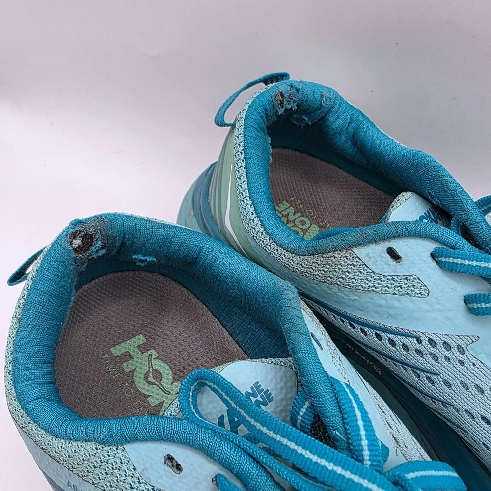Hoka One One Arahi 4 Blue Aqua Running Shoes Womens Size 7 ASCS